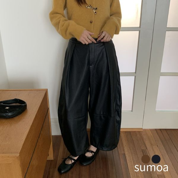 乐天商城 - カーブパンツ　レザーパンツ　タックパンツ　ワイドパンツ　レザー　コクーン　バレルレッグ　パネルライン　バレル　体系カバー　スラックス　美脚