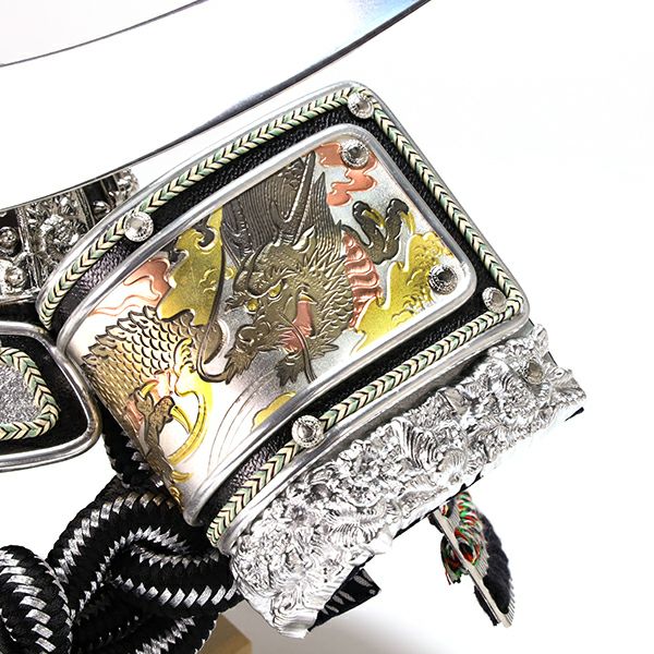 送料無料　東玉作　五月人形　10号兜　木製収納台飾り　【上杉日輪】　〈5月人形 兜出し飾り 収納飾り 収納兜飾り 兜収納飾り 兜収納ケース飾り 兜収納箱飾り 甲冑収納ケース飾り かぶと 戦国武将 上杉謙信公 端午の節句 初節句祝い 子供の日 五月五日〉