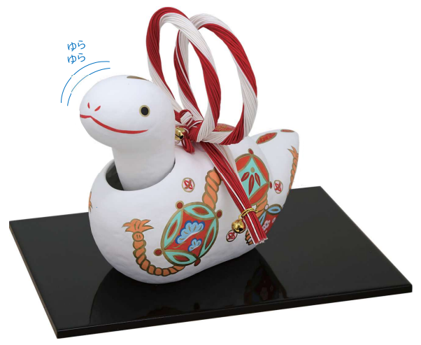 干支の置物　巳年　お正月飾り　開運萬福　干支巳　干支張子巳　雅巳（大）　〈2025年 二〇二五年 令和7年 令和七年 蛇年 新年 迎春 十二支・十二獣 み・へび・ヘビ 干支飾り 玄関飾り 室内飾り コンパクト 陶器人形 和のインテリア・お飾り〉