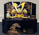 送料無料 久月監製 上原玉鳳作 五月人形 正絹糸縅 9号兜 木製収納台飾り 〈東京久月 浅草橋久月 5月人形出し飾り 兜飾り 兜出し飾り かぶとかざり 甲冑飾り...