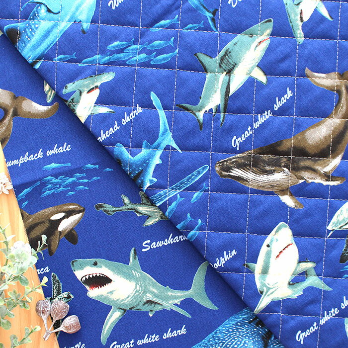 [カット済]クジラとサメ ネイビー【選べるバッグ 手作りキット】手作りキット キルティング生地 簡単 ..