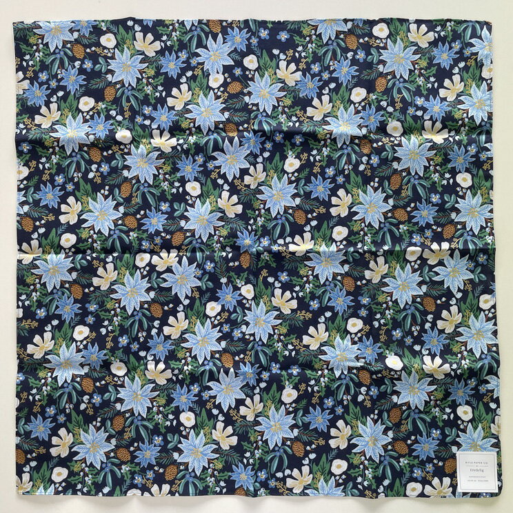 【12時までのご注文で当日出荷】ライフルペーパー ハンカチ ポインセチアブーケ ネイビー Rifle Paper Co. 大判 日本製 ランチクロス バンダナ