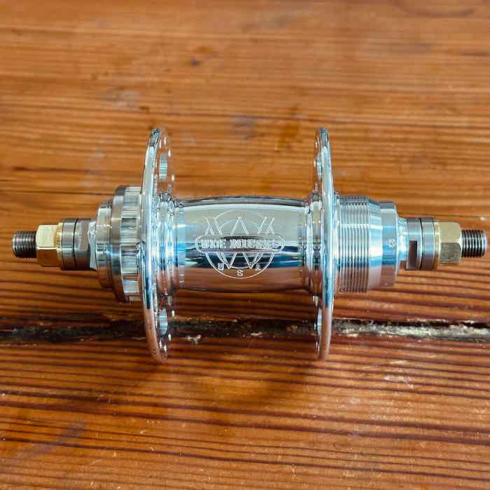 WHITE INDUSTRIES リアハブ 32H SHIMANO 12×142 センターロック 新品 ホワイトインダストリー WHITE-INDUSTRIES ( ホワイトインダストリーズ ) ハブ CLD