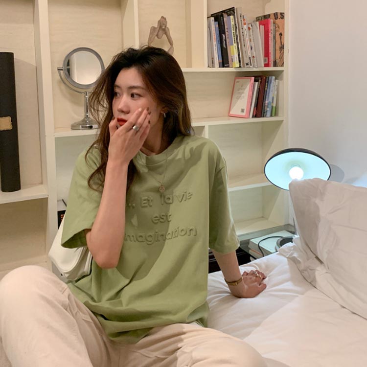 エンボス 立体的な カットソー クルーネック ロゴ エンボス加工Tシャツ ワンポイント ドロップショルダー 半袖Tシャツ ロゴTシャツ プルオーバー ロゴ エンボス加工 体型カバー ゆったり 夏 TEE ロゴT プリントTシャツ