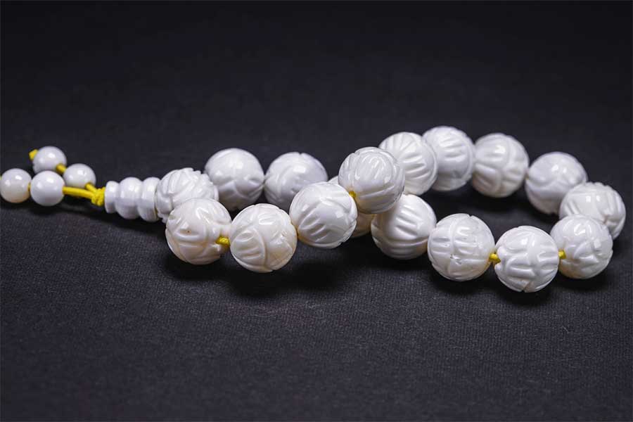 ホワイトシェル 粒径12mm 念珠 シェル パワーストーン 天然石 原石