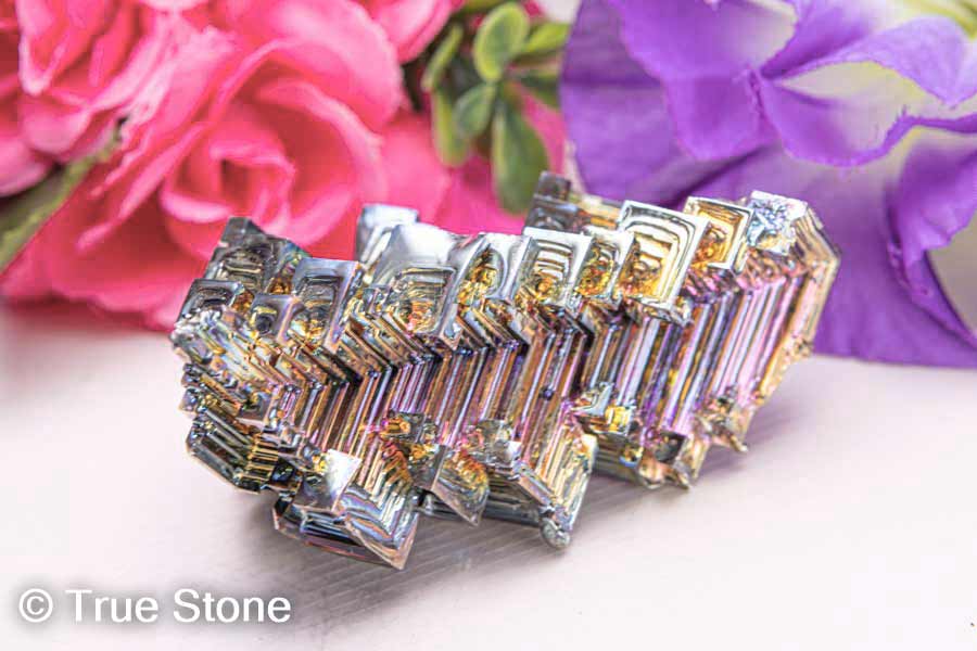 ビスマス 結晶 天国への階段 虹色の階段 190g 宇宙要塞 金属結晶