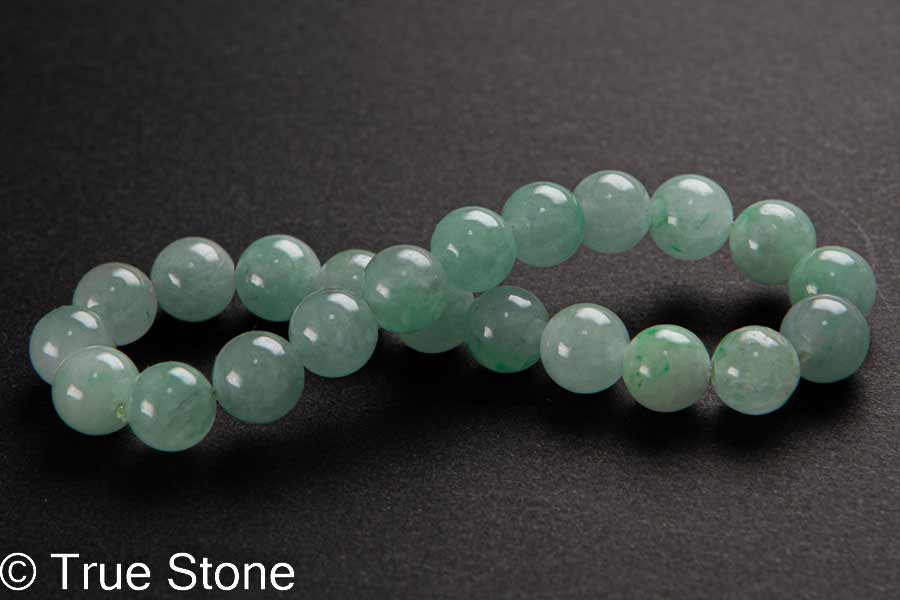 鑑別済み アップルグリーン ジェダイト ブレスレット 8.2mm-8.7mm 翡翠 ビルマ翡翠 ヒスイ ミャンマー 天然石 原石 パワーストーン