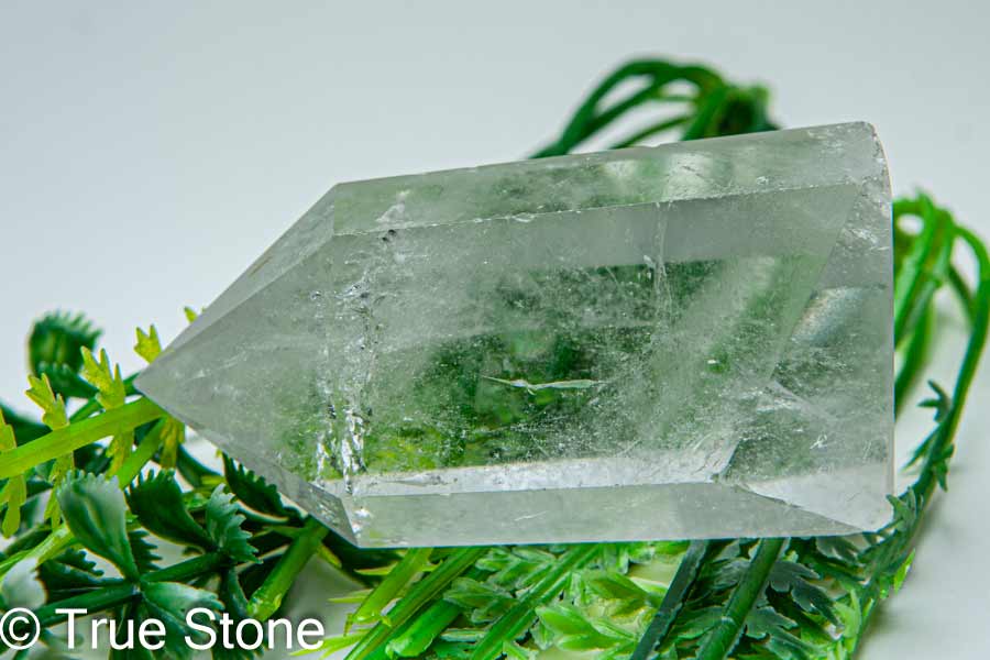 ブラジル産 天然水晶 六角柱 水晶ポイント 56g クリスタル クォーツ レイ...