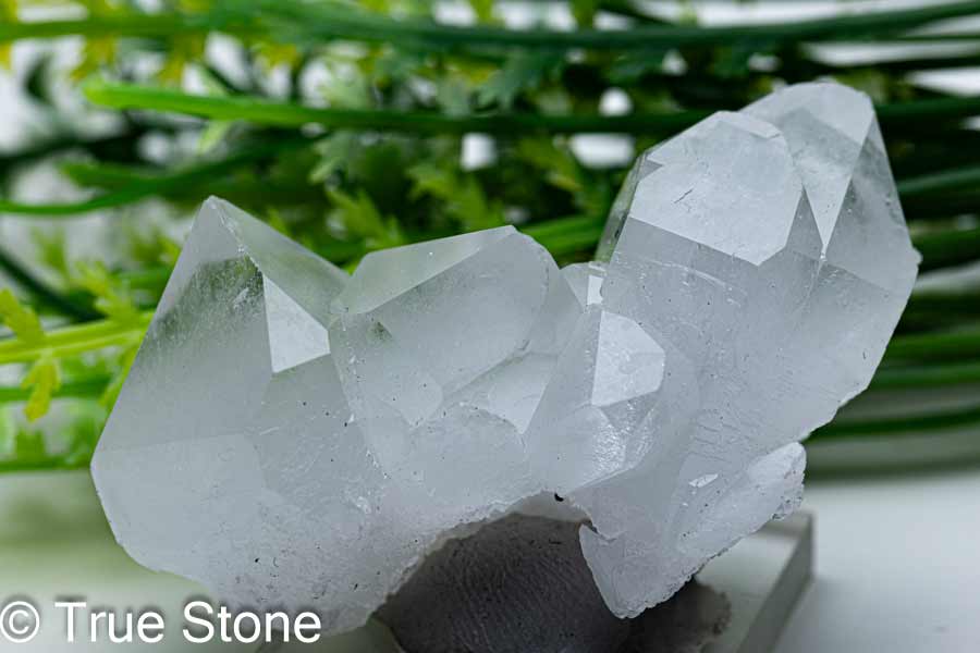 ブラジル ミナスジェライス州 コリント産 水晶 ポイント クラスター 42g スターシード スターブラリー グリフ クリスタル クォーツ