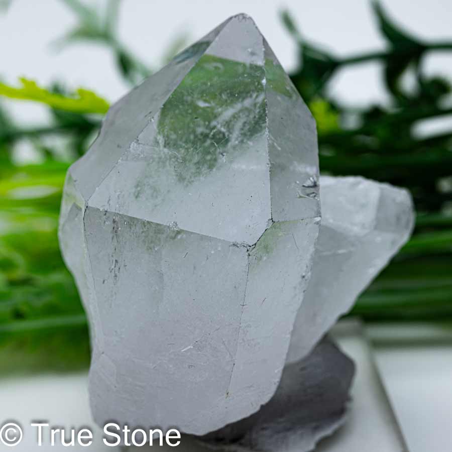 ブラジル ミナスジェライス州 コリント産 水晶 ポイント クラスター 51g ...