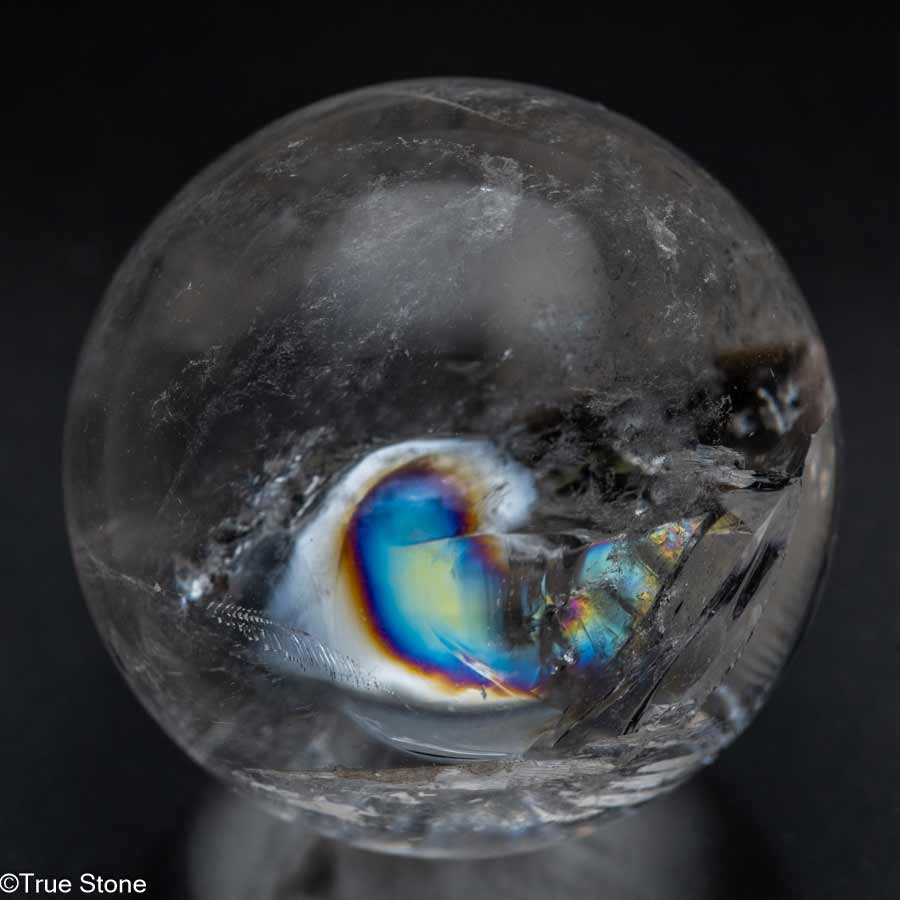  一点物 虹の結晶 アイリスクォーツ 丸玉 内包クラックが描く 天然 レイ...