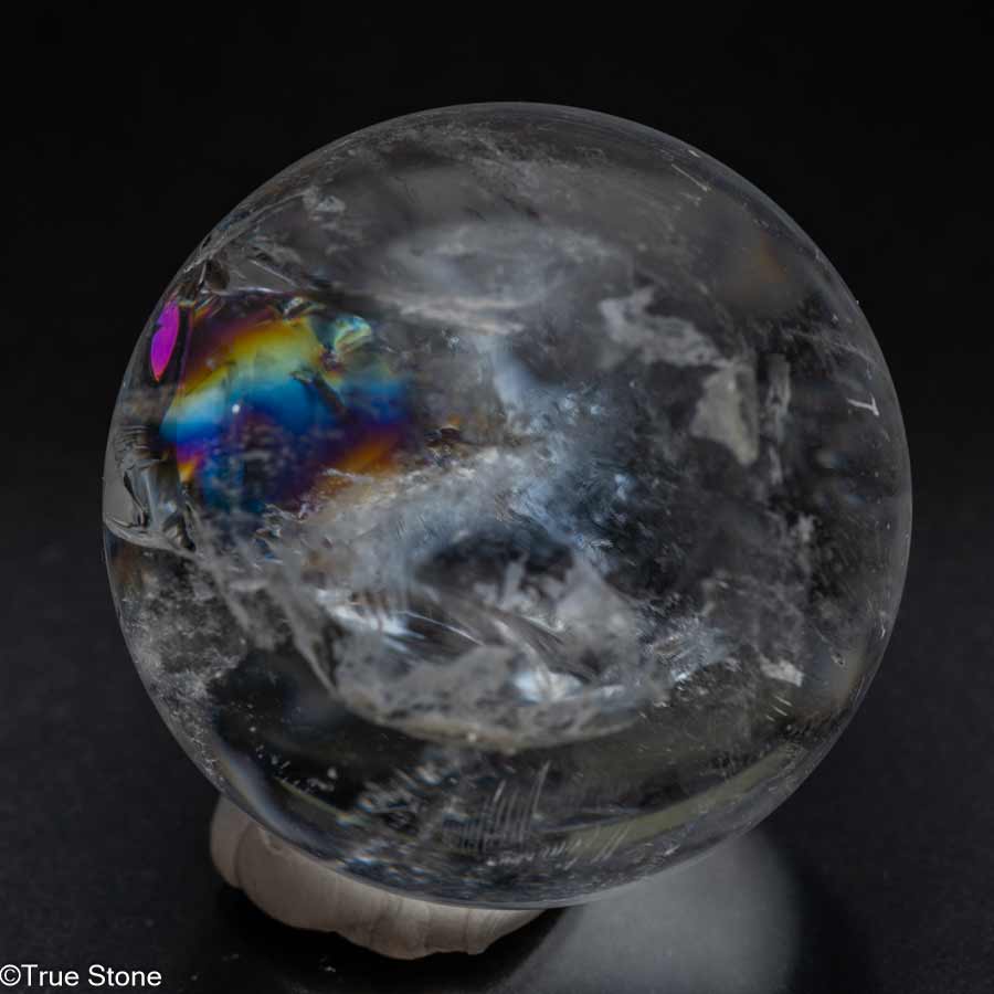 【一点物】虹の結晶 アイリスクォーツ 丸玉 内包クラックが描く 天然 レインボー クリスタル 5センチ 台座付属
