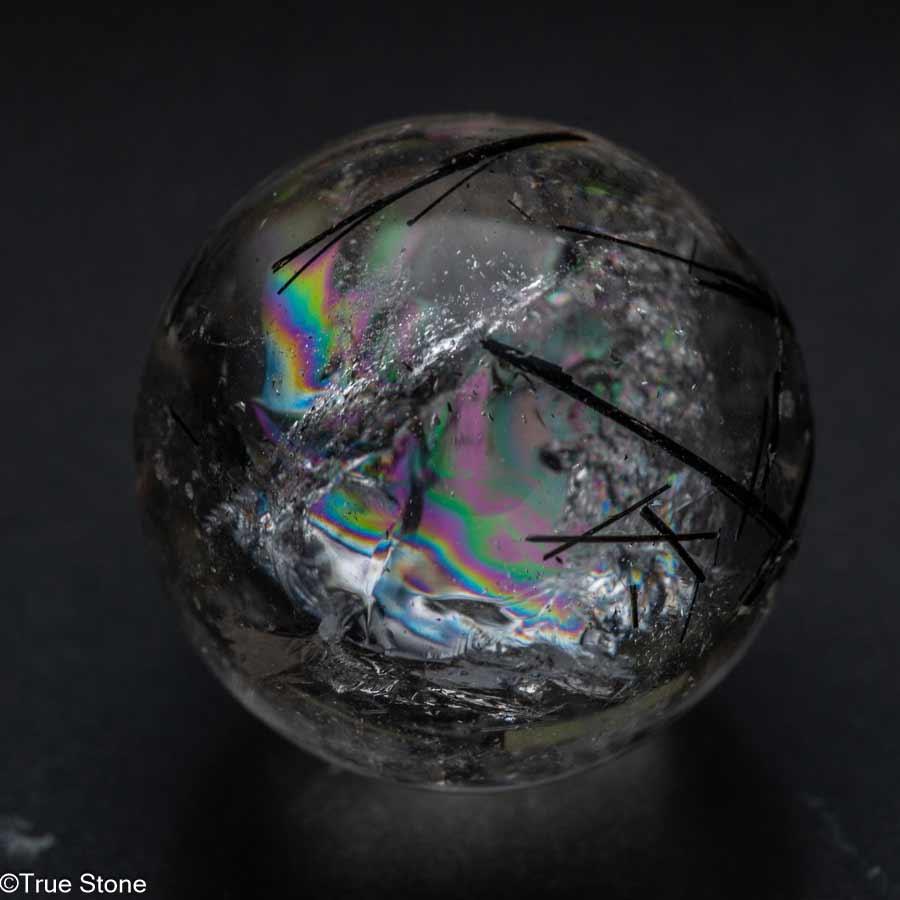  一点物 虹の結晶 アイリスクォーツ 丸玉 トルマリン 内包クラックが描...