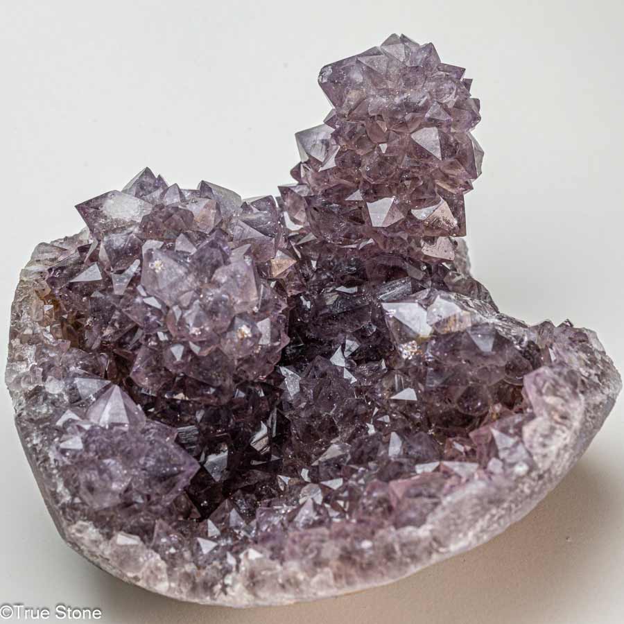 インド マハーラーシュトラ州 ナーシク産 サボテンアメジスト カクタスアメジスト 心の静寂 クラスター..