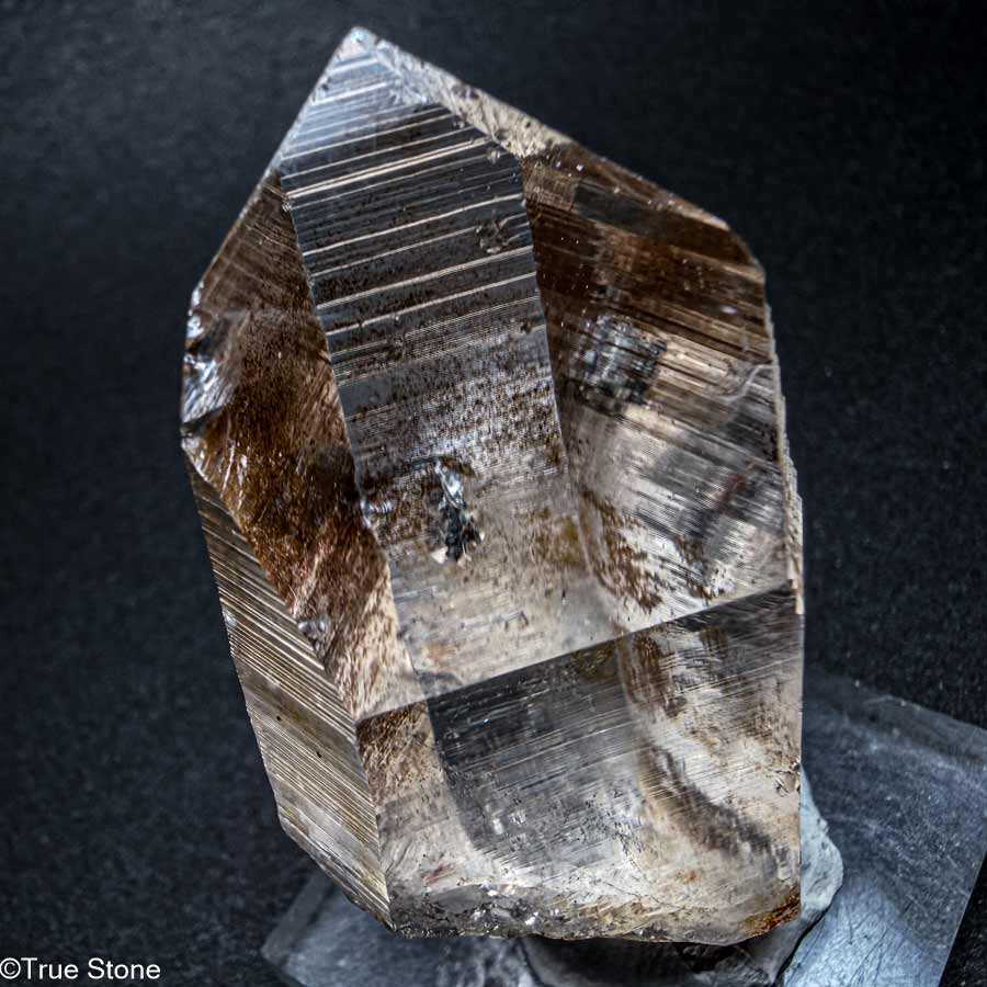 ネパール ガネッシュヒマール ダディン ヒンドゥン産 ヒマラヤ水晶 ゴールデンヒーラー 薄層 鉄分 被膜 高透明 ポイント ガネーシュヒマール