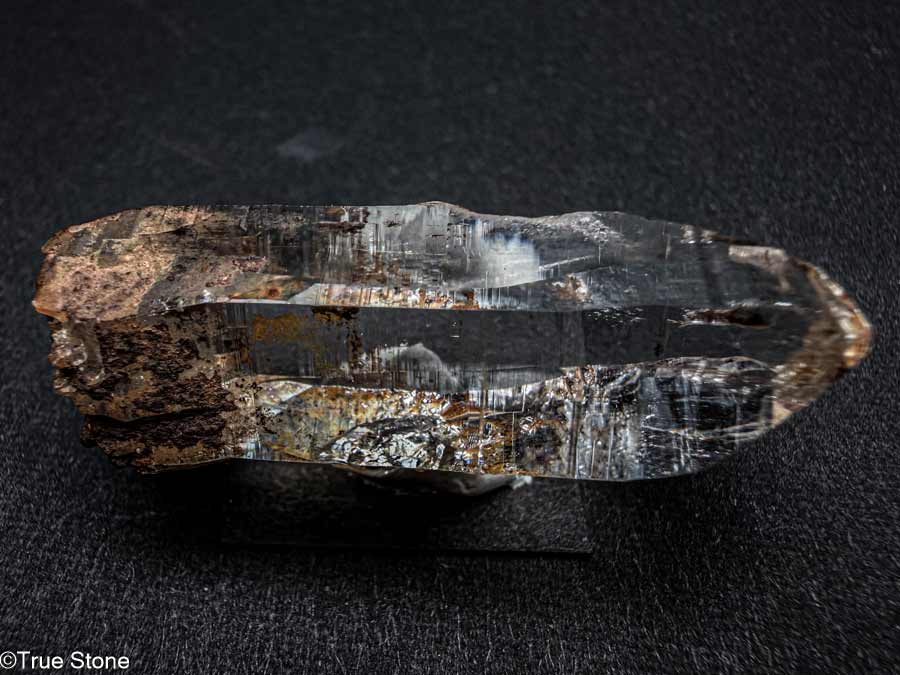 ネパール ガネーシュヒマール産 ヒマラヤ水晶 ポイント 高透明 照り強 成長線 ガネッシュヒマール パワースポット