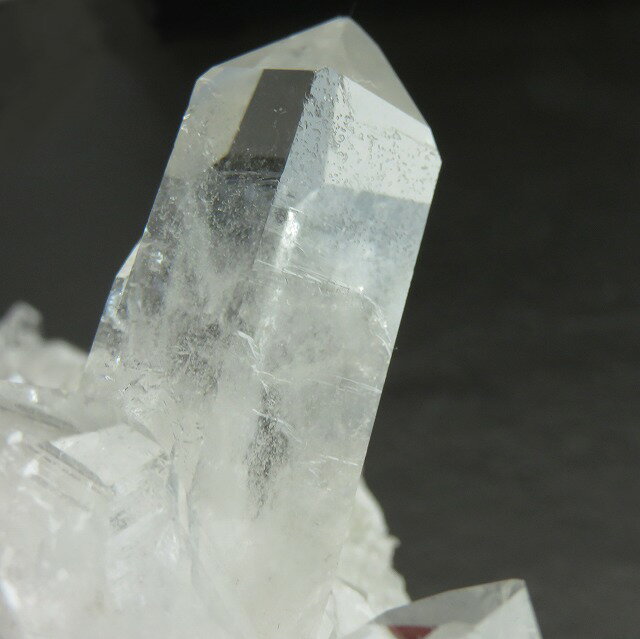 コリント産 水晶クラスター 231g 【開運 水晶 開運グッズ 開運アイテム 】【 幸運 商売運 仕事運 宇宙 星 】【パワーストーン原石】【一点物】パワーストーン 水晶原石 ブラジル 置物 送料無料 ギフト 玄関 新築 改築 開店 開業のサムネイル