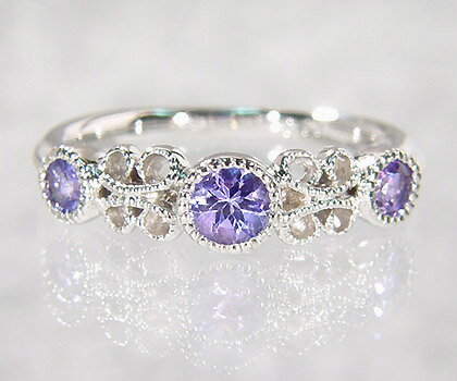 乐天商城 - お買い物マラソン1000円クーポン K18 タンザナイト リング 「fata」 プラチナ900・K10選択可 指輪 ブルーゾイサイト ゴールド 18K 18金 ミル打ち 誕生日 12月誕生石 刻印 文字入れ メッセージ ギフト 贈り物 ピンキーリング対応可能