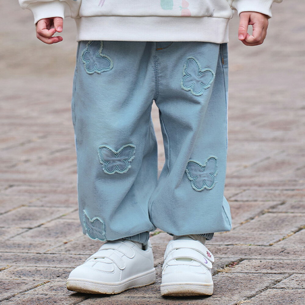 女の子 キッズ デニム ジーンズ ズボン 子供服 子ども服 ボトムス ちょうちょ かわいい 通園 通学 アウトドア 運動 春 夏 秋 冬 80 90 100 110 120 130 140 cm db1250845 dave&bella デイブベラ