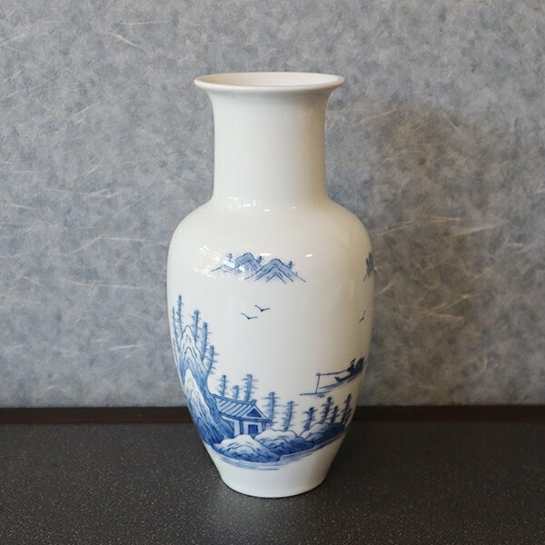 【送料無料】有田焼　山水花瓶　仏壇用（木箱）