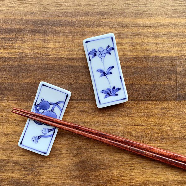 Rakuten - 波佐見焼　角箸置き　（染瓢・草花）