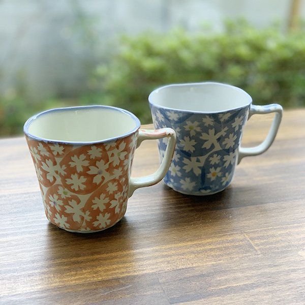 【アウトレット】有田焼　なぶりマグカップ　ジャスミン（青・赤）