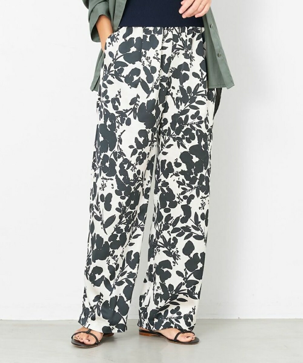 【MICA&DEAL】マイカアンドディール FLOWER PRINT WIDE PANTS | レディース パンツ レディースパンツ フラワープリント フラワープリントパンツ ワイド ワイドパンツ イージー イージーパンツ 柄 柄パンツ 花柄 花柄パンツ カジュアル シンプル ブランド 日本製のサムネイル