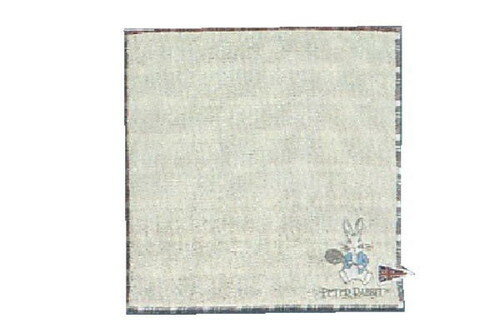 【全品 送料無料！】 【ピーターラビット】【Peter Rabbit】キャリータオル【マドラスチェック】【キャロット】【絵本】【児童書】【うさぎ】【ウサギ】【動物】【アニマル】【タオル】【たおる】【ミニタオル】【ハンドタオル】【ハンカチ】【生活雑貨】【グ