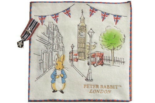 【全品 送料無料！】 【ピーターラビット】【Peter Rabbit】ミニタオル【シティスケープ】【キャロット】【絵本】【児童書】【うさぎ】【ウサギ】【動物】【アニマル】【タオル】【たおる】【ハンドタオル】【ハンカチ】【生活雑貨】【グッズ】