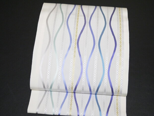 本場筑前 博多織 大倉織物謹製 全通 平地八寸名古屋帯 立涌文様 有職文様 吉祥文様【お仕立代無料＆送料無料＆代引料無料】博多帯 八寸帯 平地八寸なごや帯 袋名古屋帯 袋なごや帯 かがり帯 金証紙 金ラベル 金印 女性用 和装 和服 呉服 着物 きもの 日本製