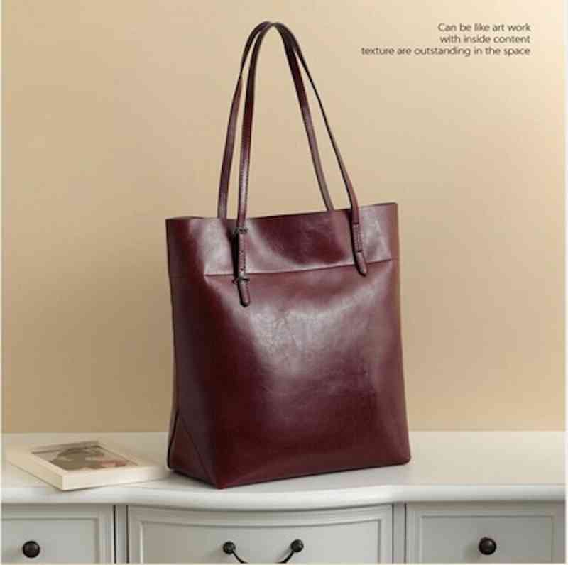 【＼クーポン利用で20%OFF!／】 トートバッグ レディース 縦型 2WAY 小さめ バッグ ビジネス レザー革 肩掛け A4 ショルダーバッグ 本革 ミニトート 軽量 秋 革 通勤 キャンバス 黒 ナイロン ゴルフ おしゃれ ファスナー ブランド 本革 春 冬 夏 大きめ かばん 布