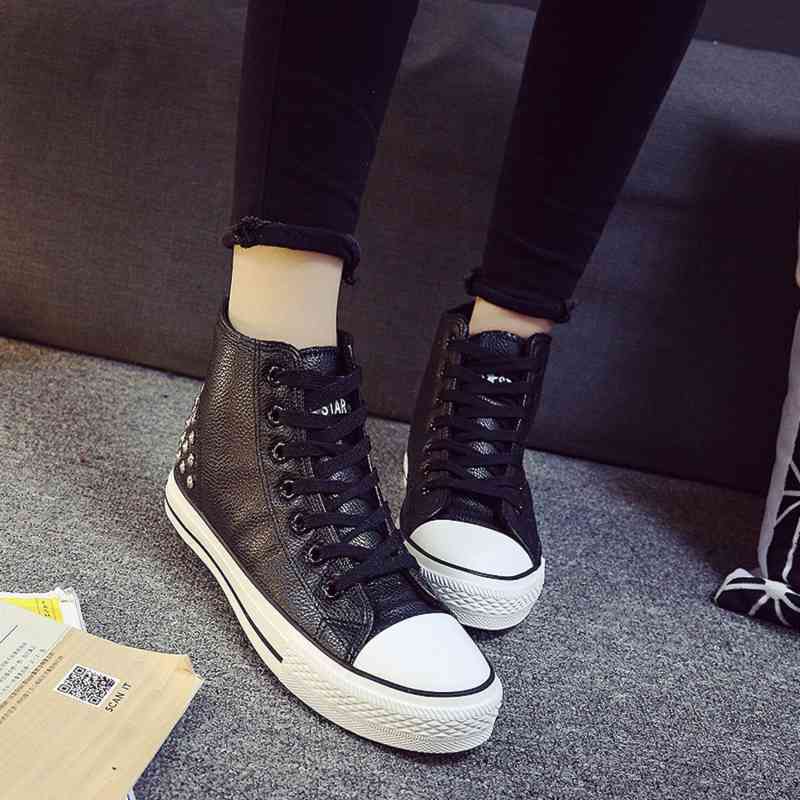 スニーカー 幅広 レディース ブランドはドラマだ