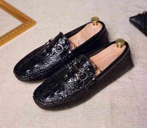 【＼クーポン利用で20%OFF!／】 スリッポン スニーカー 秋 幅広 結ばない ブーツ レザー 赤 冬 4E ホワイト 厚底 ブラック 靴 疲れない 靴紐 メンズ ランニング ローファー 革 シークレットシューズ 黒 おしゃれ ハイカット 白 ウォーキング 防水 春 身長UP 夏 軽量