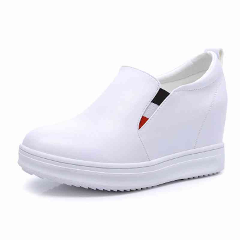 【＼クーポン利用で20%OFF!／】 スリッポン スニーカー レザー 冬 あったか ボア 革 春 24.5 歩きやすい グレー 黒 レディース ピンク 白 幅広 軽い ハイカット 夏 5E 疲れない ブランド 軽量 キルティング 新作 3E 秋 超軽量 4E シューズ ローファー 厚底 雪道