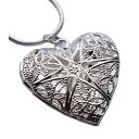 スター&フラワーヨーロピアン調透かしデザイン ふっくらハート型 レディースロケットアロマペンダントネックレス