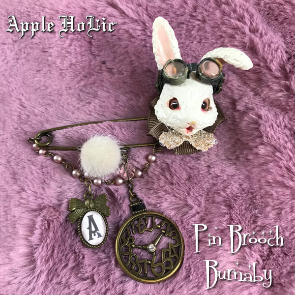 ピンブローチ【White Rabbit Burnaby ・白ウサギ バーナビー】ハンドメイド アクセ...