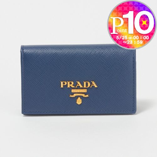 【5/15(水)0時～24時間限定ポイント5倍】 プラダ PRADA カードケース 【サフィアーノメタル：SAFFIANO METAL】 1MC122 QWA ブルー系(F0016/BLUETTE)【お取り寄せ】 【お取り寄せ】