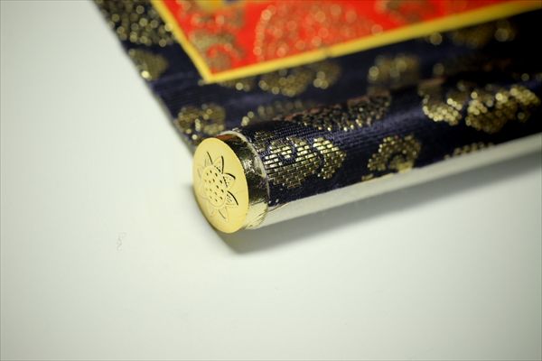 上仕立て 掛軸 掛け軸 金具付 彫軸 ■ 京都西陣 金らん仕様 仏具■ 浄土宗 ■ 70代 (約 垂れ41 幅16 彫軸幅17.7cm）三点セット 三幅 ■鋲・フック付 ■阿弥陀如来立像 善導大師 法然上人■【送料無料】掛け軸 彫軸 やまこう 山幸