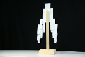 御幣 白木(ひのき)製 紙垂付き ■ 神具 ■工房手作り 紀州桧製 ■寸法 高さ 33.5cm 幅12.5cm 奥行 16cm ■ 幣束立て 幣束 神棚 金幣 金幣芯 神棚 神具 仏具 盆提灯 やまこう 山幸