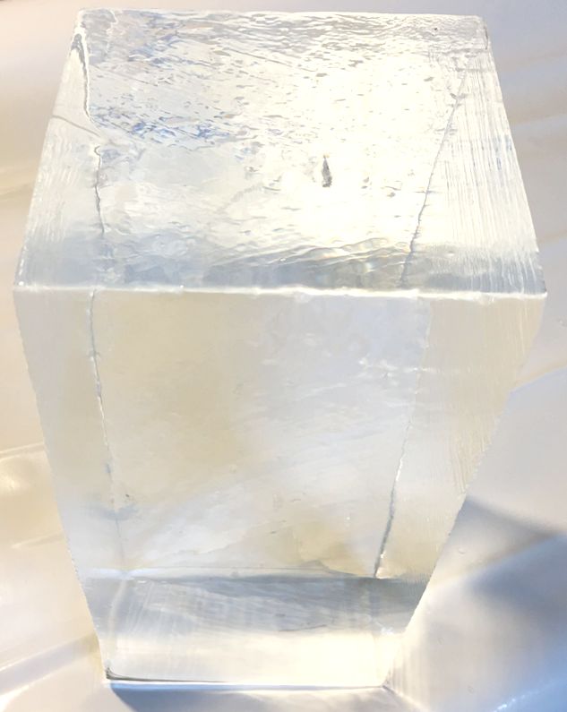 鈴鹿山系純氷 氷屋さん 氷1貫目 角氷 かたまり 氷塊 同一梱包可