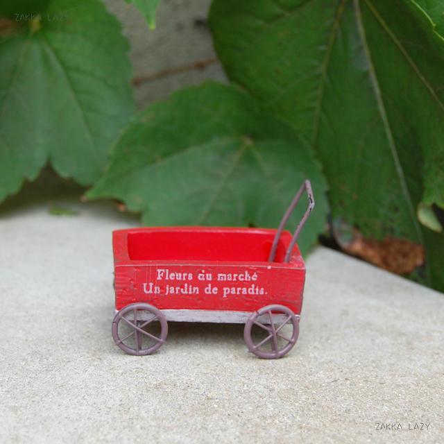 パラディカート　レッド 　　友膳 ゆうぜん ユウゼン ガーデニング ガーデンオーナメント 可愛い 置物 ..