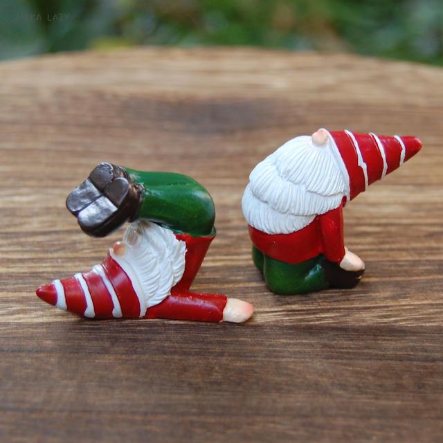 YOGAトムテ クリスマス オーナメント 飾り キーストーン よが ヨガ さんた サンタ シュール 面白い 可愛い