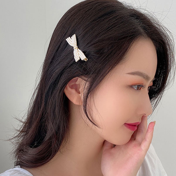 可愛い リボン パールビーズ ヘアクリック ヘアアクセサリー ビジュー プレゼント ギフト トレンド 20代 30代 40代ヘアピン ピン留め パッチン留め パ...