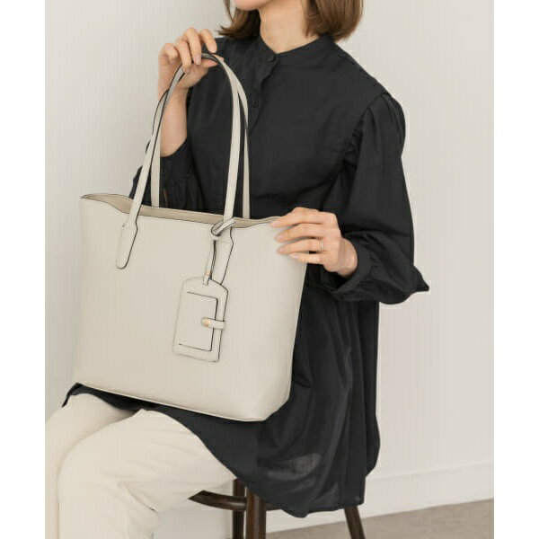 INNA パスケース付トートバッグ／ロデスコ（RODE SKO）のサムネイル