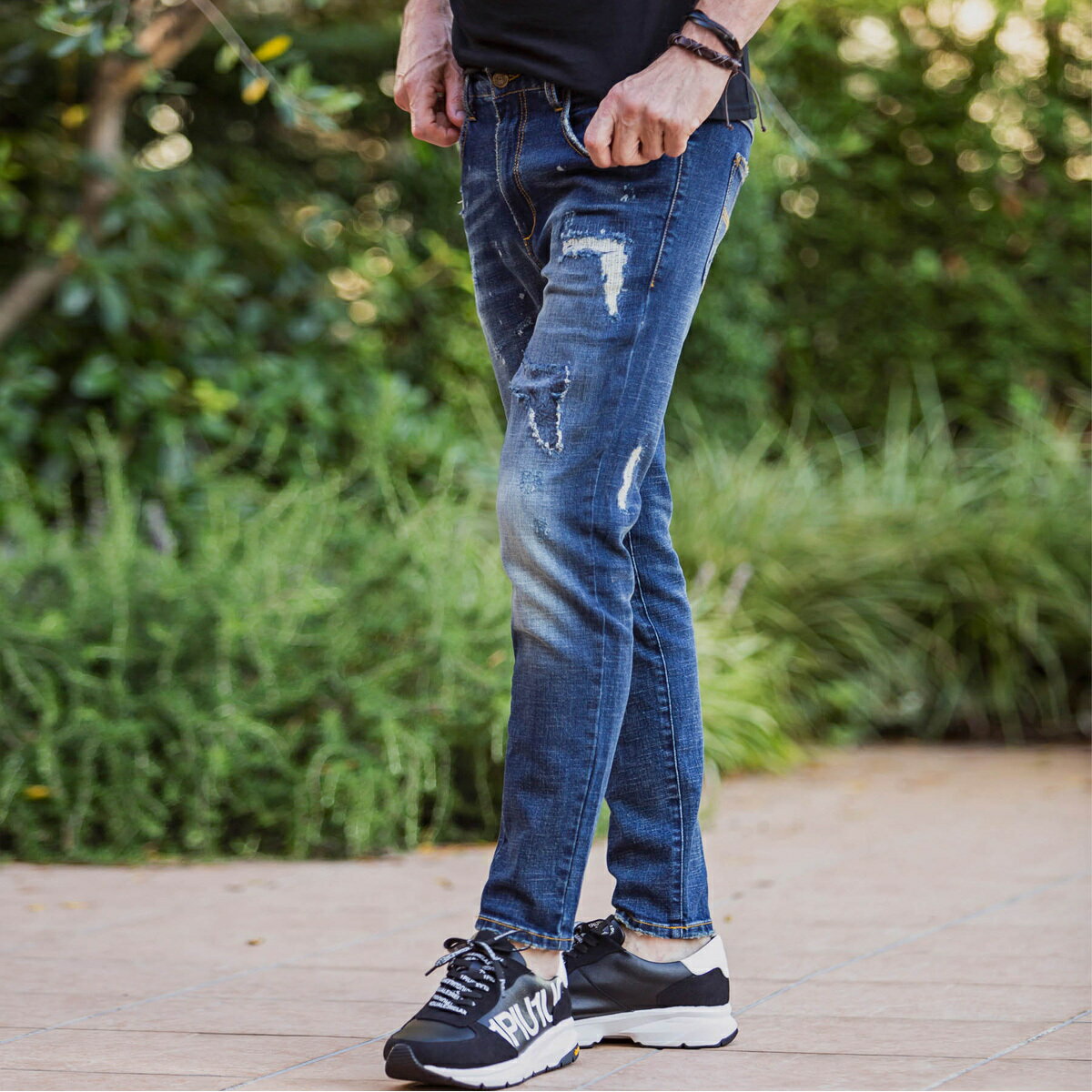 1PIU1UGUALE3 RELAX アンクル丈ダメージデニムパンツ／ウノピゥウノウグァーレトレ リラックス（1PIU1UGUALE3 RELAX）