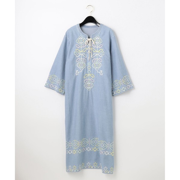 カフタンスリットデニムワンピース／グレースコンチネンタル（GRACE CONTINENTAL）のサムネイル