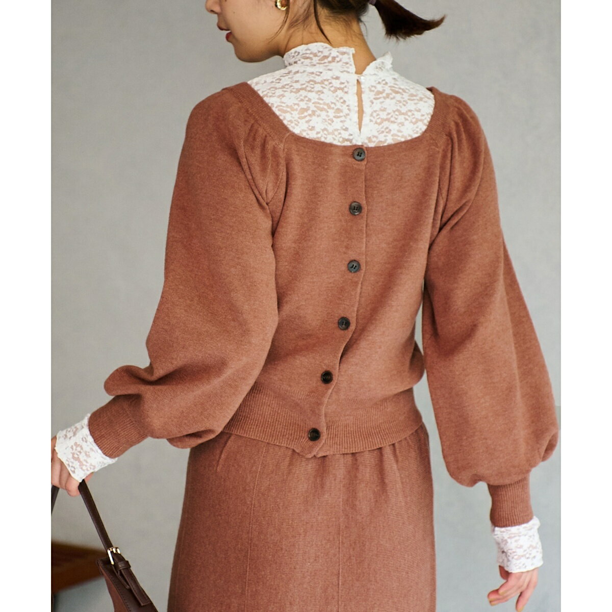 【WEB限定】前後2WAYスクエアネックニット【セットアップ対応】／ビザビ（vis-`a-vis）のサムネイル