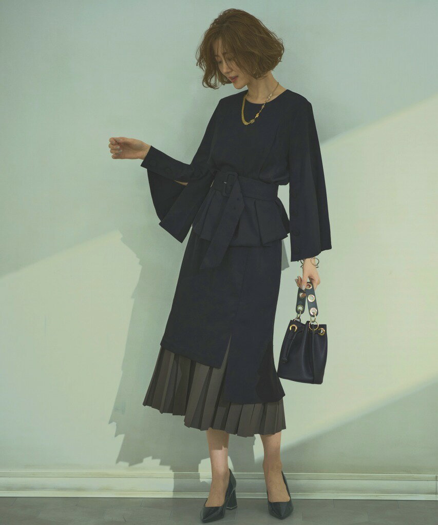 【S〜LL】ベルスリーブトップス＆プリーツヘムタイトスカートセットアップ／ルイルエブティック（RUIRUE BOUTIQUE）