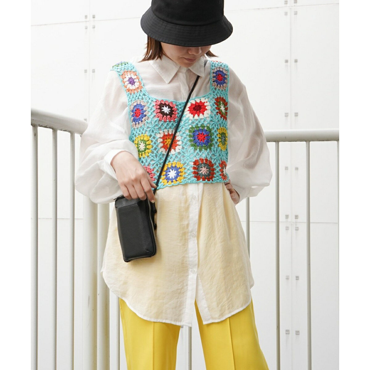 クロシェ編みベスト／ヴァンスエクスチェンジ（VENCE EXCHANGE）のサムネイル