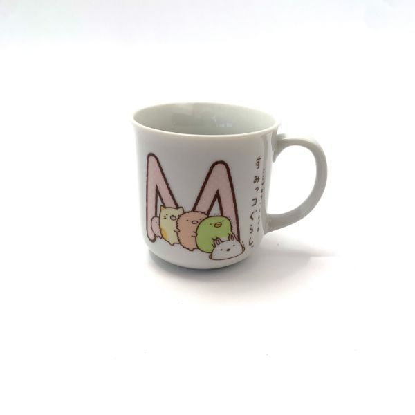 すみっコぐらし イニシャルマグ (マグカップ) M (ORSG)／パーフェクト・ワールド・トーキョー（Perfect World Tokyo）